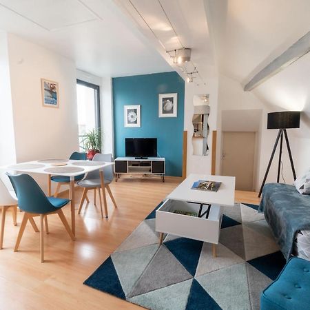Appartement Rien Que Pour Vous Proche Centre Ville Лавал Екстериор снимка